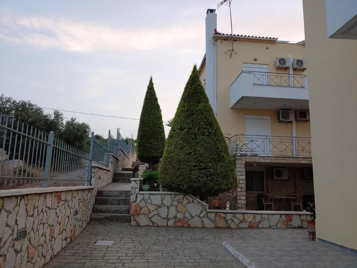 Villa Christine - Maisonettes With Fireplace ألفيريون المظهر الخارجي الصورة