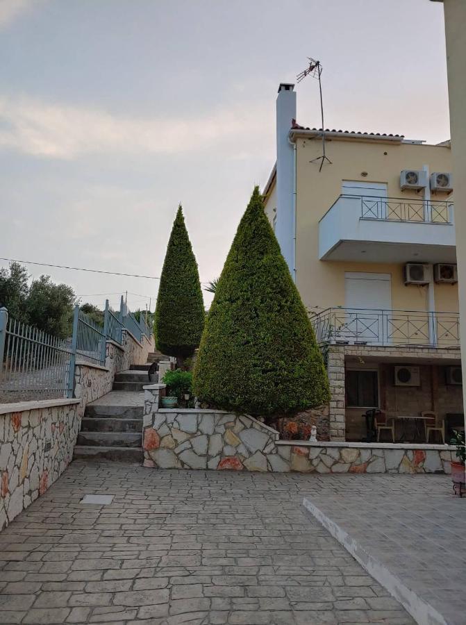Villa Christine - Maisonettes With Fireplace ألفيريون المظهر الخارجي الصورة